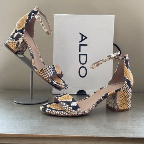 New In Box ALDO Villarosa Sandals 8.5 - Picture 1 of 3